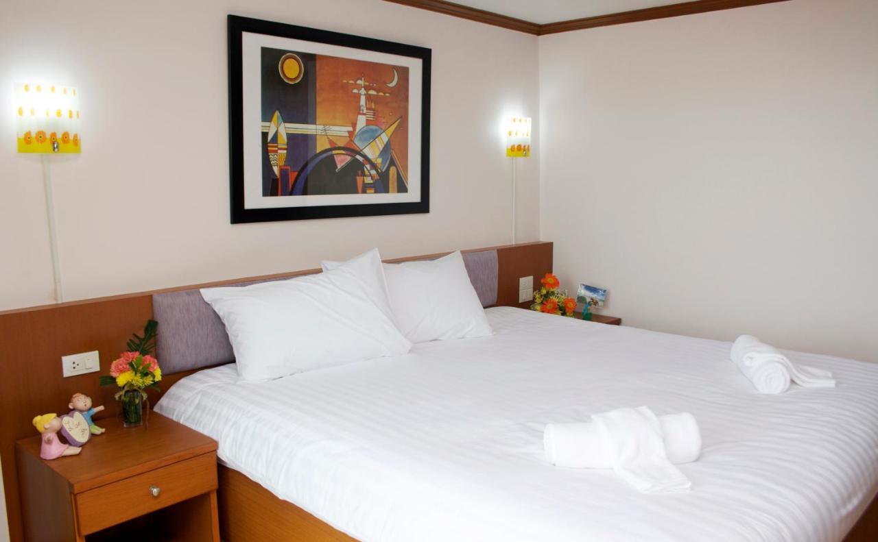 Cordial Serviced Apartment Хуа Хин Екстериор снимка